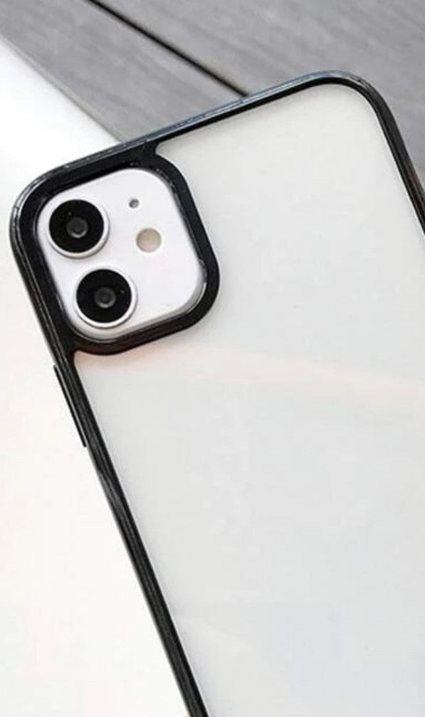 Black Bumper Case - iPhone 15 Plus